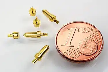 Federkontakt-und-Gegenkontakt-mit-Lötkelch