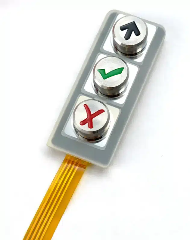 Folientastatur-mit-Metalltasten