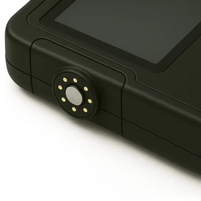 Gehäuse-mit-integriertem-Magnetstecker