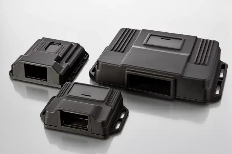 Kompakte Kunststoffgehäuse für Elektronikmodule und Industriekomponenten