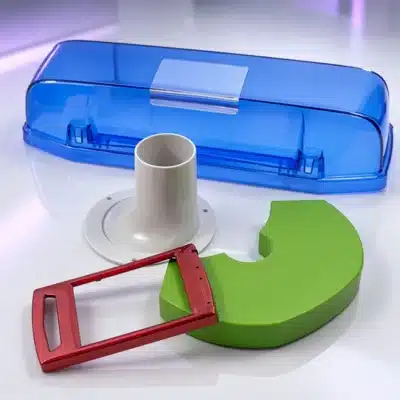 Kundenspezifische Kunststoffformteile mit unterschiedlichen Geometrien