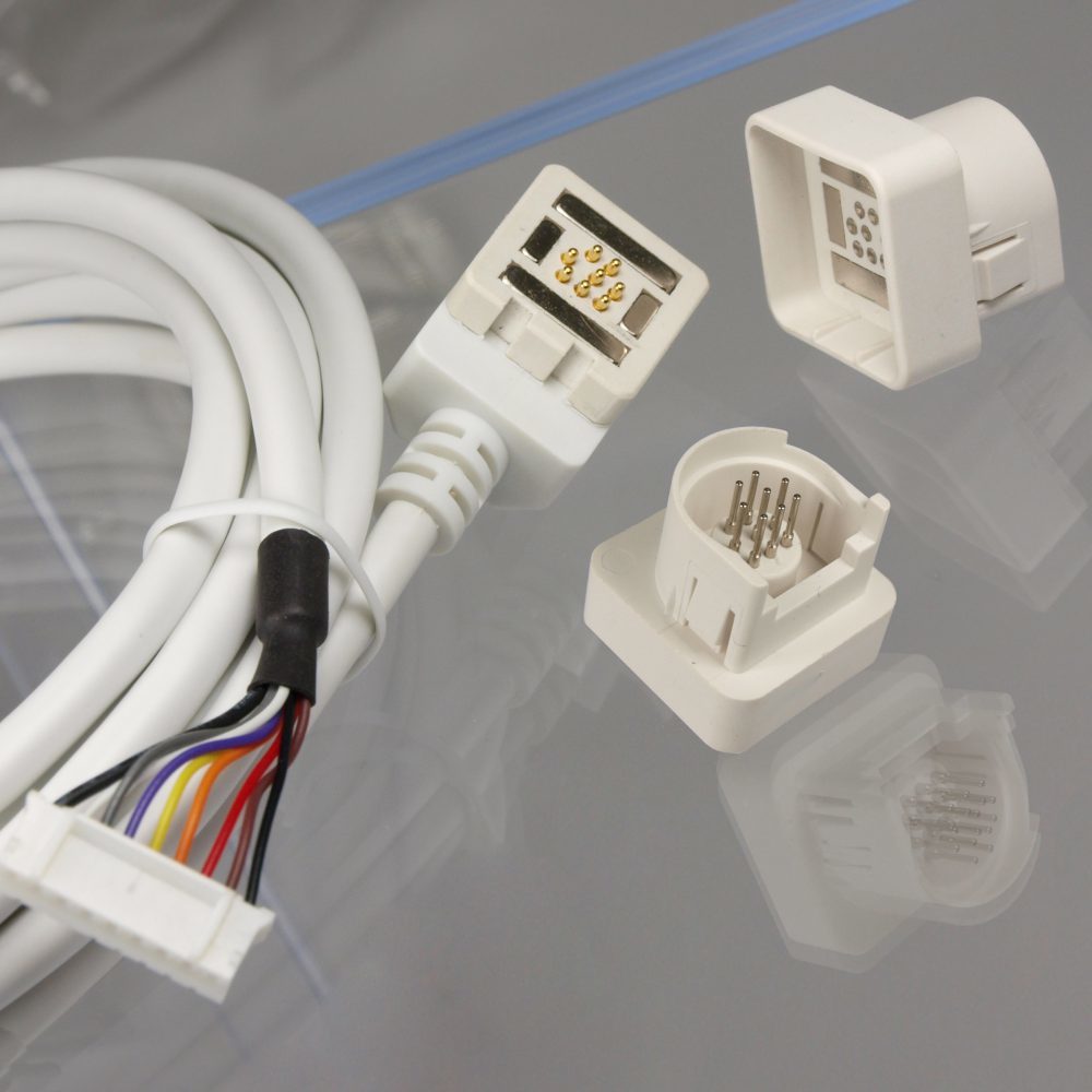 Magnetischer Stecker mit Kabelkonfektion