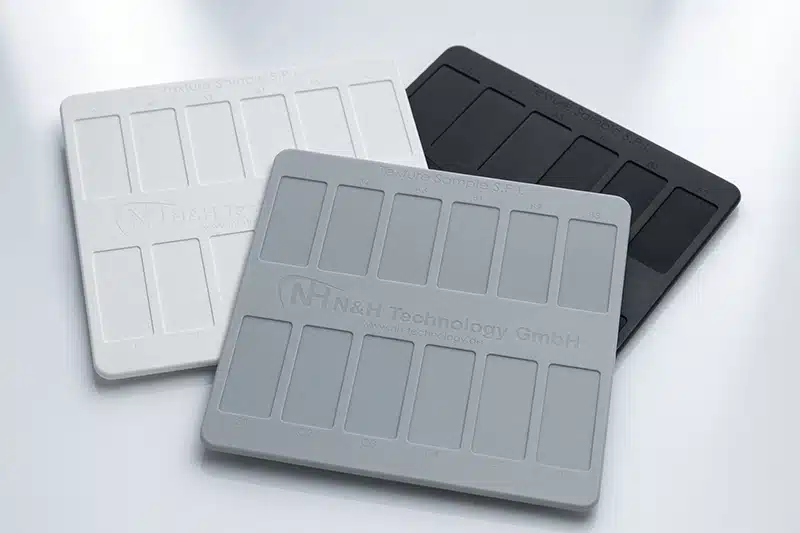 oberflaechenmusterkarten-grau-schwarz-weiss-nh-technology Oberflächenmusterkarten in Grau, Schwarz und Weiß